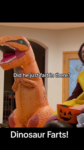 Dino farts #dinosaur #fart #costume #halloween #fypage