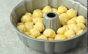 Glazed Lemon Monkey Bread   RECIPE VIDEO