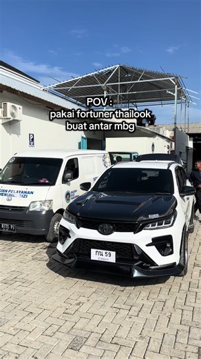 Fortuner Thailook: Antar MBG Dengan Gaya Unik