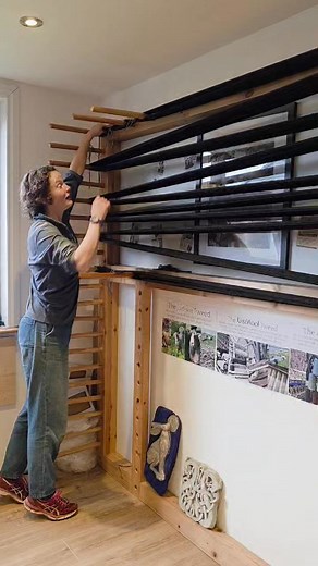 18K views · 332 reactions | Chaining up, beaming on and tying-in the final icelandic commission tweed, a short warp this time using up the last of the yarn 殺 | The Weaving Shed | Facebook