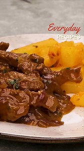 25K views · 128 reactions | Meat with potatoes and sauce! Dinner is ready in minutes and doesn't make a mess in the kitchen. | Everyday Recipes | Facebook