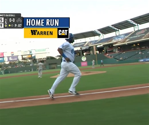 5.2K views · 77 reactions | All aboard the Chuck wagon! Chuckie Robinson goes deep for yesterday's OG&E Power Play of the Game!  | Oklahoma City Comets | Facebook