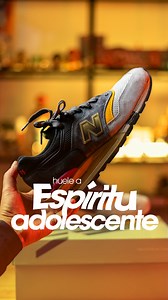 Probablemente el grunge sea uno de los últimos movimientos sociocultures pre-internert que se quedó bien marcado en toda una generación, lo que esta breve revolución provocó es la base de la inspiración para esta nueva aventura de New Balance junto a @cncpts que llega mañana 28 de Enero a México. Es crudo pero estético, tiene elementos representativos del grunge pero sin ser obvio y sin duda es una pieza de colección, el precio de retail es de 5,999 pesos y va a estar disponible en New Balance A