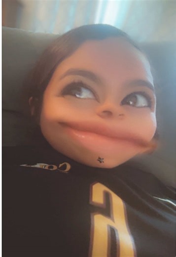 in the second clip I got hurt cuz my nose hit her arm 😪💔 soccer lowkey plays me tho #fyp #soccer #relatable #funny #gettinghurt