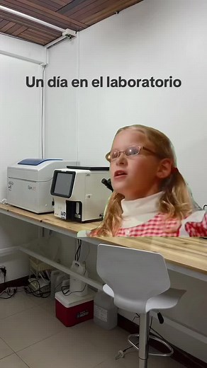 Humor en el Laboratorio: Memes y Risas Diarias