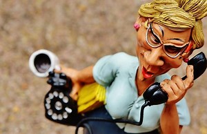 ये सात कॉलिंग एटीकेट्स बताते हैं कि फोन पर कैसे की जाती है बातचीत