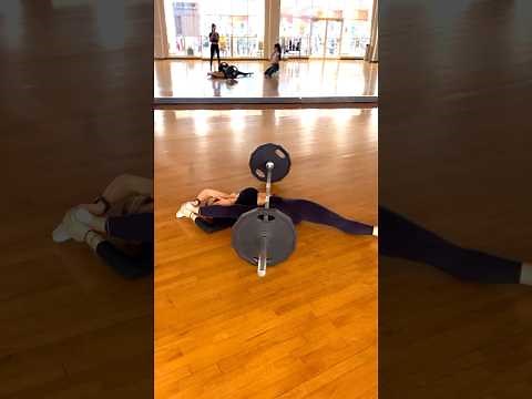 Yoga split #yoga #fitness #shortvideo #yogapractice #stretching #viral #trending #trendingshorts