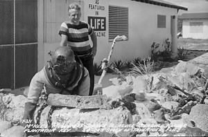 THE FATHER OF TREASURE HUNTING IN THE USA, FLORIDA KEYS...ART McKEE ! Rare Historic footage of ART McKee and his first finds of SILVER BARS on the Capitana sitting on ocean floor as originally found, cannons and all. Includes Narrations by Jack Haskins (voice injured by surgery), great friend to all of us, who followed! I met Art in his treasure castle/museum in Islamorada back in the alte 60's an we spent a few hours talking about diving and expeditions! What a man! His children Kevin and Karen