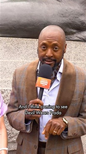 You know how live theatre thrills us 🎭 #thedevilwearsprada