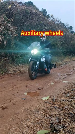 auxiliarywheelslandingear on Instagram: "#motorcycle #training wheels"