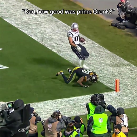 How good was prime Gronk?#robgronkowski #nfl #nfledits #fyp | rob gronkowski