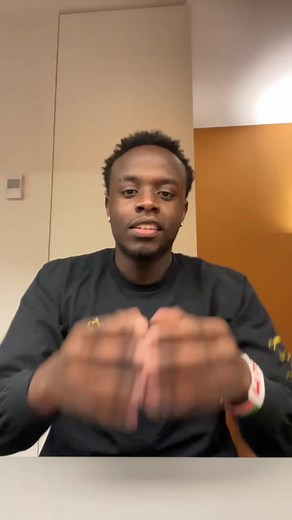 Kenyan Police Handcuffing Skills Revealed