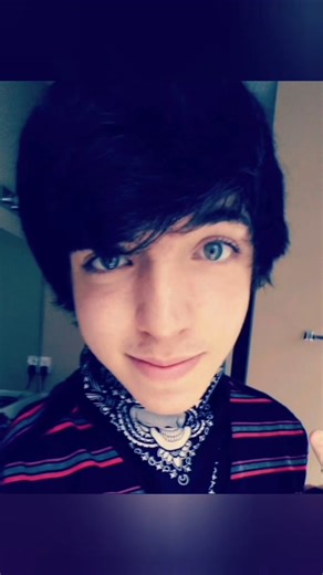 Kevin Crow in 2016 #emo #scene #alternative #2010s #2016
