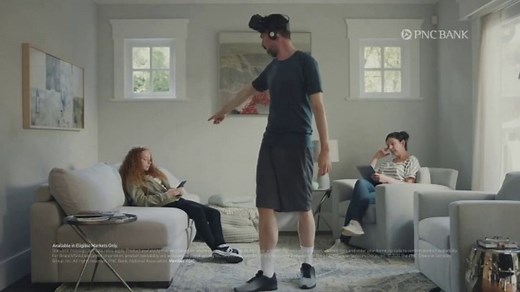 PNC Bank Virtual Wallet for Digital Banking TV Spot, 'VR Goggles'