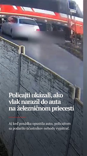 Aktuality.sk | Aktuálne správy zo Slovenska a zo sveta on Instagram: "Vo štvrtok sa stala dopravná nehoda na železničnom priecestí. Vodič auta BMW vošiel na priecestie v čase, keď už červené svetlá signalizovali príchod vlaku. V okamihu nasledovala kolízia auta s nákladným vlakom. Viac v článku na webe @aktuality_sk. LINK V BIO. Video: Polícia - Trnavský kraj #aktuality #aktuality_sk #slovensko"