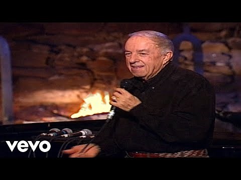 Bill & Gloria Gaither - Led By the Master's Hand [Live] ft. George Younce