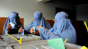 Run-off likely in Afghan presidential vote, early results show