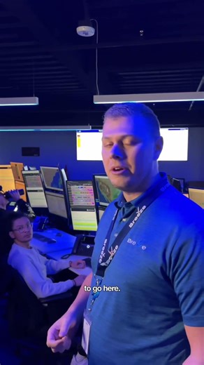 What Happens in the OCC During an Inaugural Flight 👀 ✈️