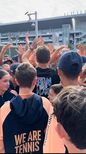 Stan x Ballos 🧡 #RolandGarros | ROLAND-GARROS