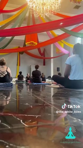 The White BoXx on TikTok