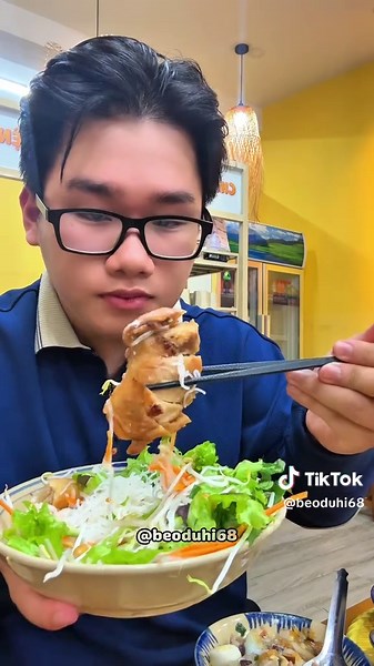 Bánh Đúc Nóng Nguyên Siêu Ngon Tại Tiệm Này