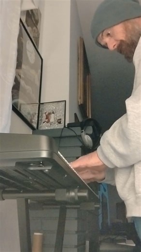 Simple Chord Progression in F Sharp