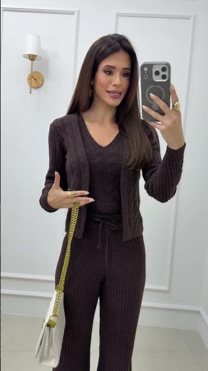 This 3-piece knit set delivers an effortless chic look