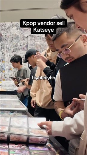 KPOP Vendor Sells Katseye! #cardshow #kpop #vendor