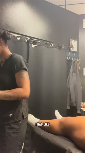 This is how I start every Brazilian Wax with a new client — getting to know why your client is choosing to start waxing. What they’re use to remove hair now — or even get personal of why they chose to go to the waxing route! 🔥 This helps me better understand my clients & their skin goals and concerns ⭐️ December & January Books Are Open! 🎃🍁 REST OF 2025 • HOLIDAY SPECIALS ❄️ LIMITED SPOTS⤵️ ▫️Vajacials Brazilian Wax $120 • NO MORE SHAVING NOVEMBER! 🖤 ▫️$10 Off Lash Extensions ▫️$10 Lash Lift