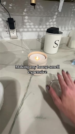 Flameless waterless essential oil diffuser for long-lasting scent without refilling. No mist, no mess—just easy home fragrance. #homefinds #homedecor #cleanhome #cozyvibes #tiktokshopcreatorpicks