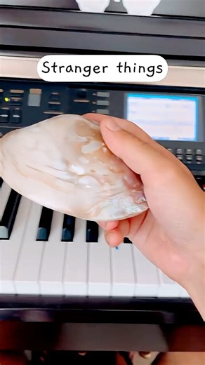 How to play stranger things theme Easy piano tutorial#piano #howto #strangerthings #asmr