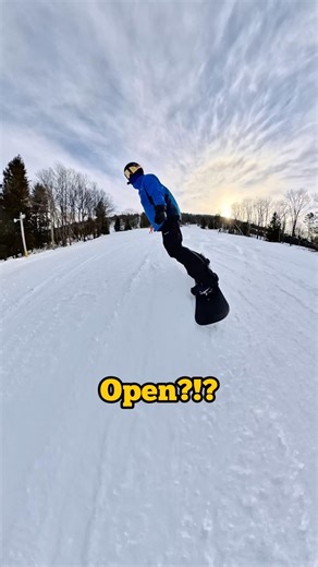 Camelback is STILL MAKING SNOW ❄️❄️❄️ #snowboarding #pennsylvania #shorts