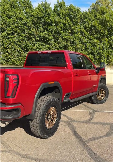 2025 GMC 3500 AT4 Review and Features