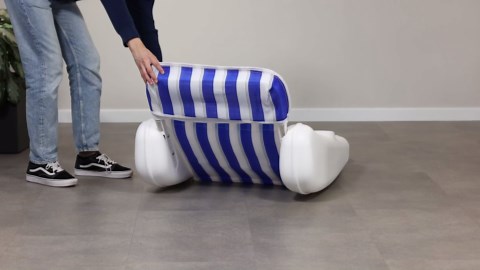 SWIMLINE ORIGINAL 10010M Sunchaser Padded Luxury Lounge Chair Pool Float | Molded Frame & Pontoon Design | Pool Floats Adult | Pool Lounger | Pool Accessories | Pool Chairs and Lounges For In Pool