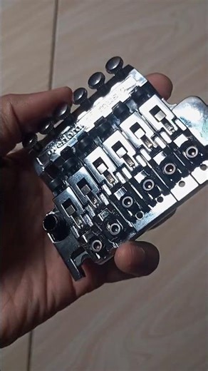 tremolo overlord of music floydrose edge lo pro up down