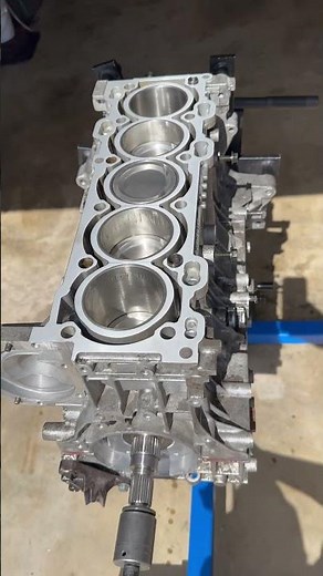 Volvo t5 engine assembly! #volvo #bigturbo #1320 #streetcar #drift #borgwarner