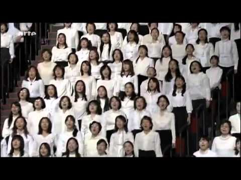 EL CORO MAS GRANDE DEL MUNDO " Oda a la alegria "de beethoven