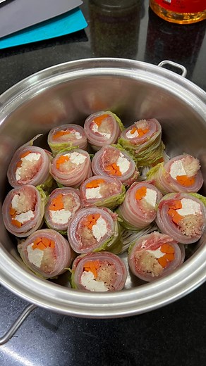 Been trying to eat out less and cook more at home. Craved for some sukiyaki but thought of putting a twist to eat to make it more fun to eat hence the Sukiyaki Rolls. Easy recipe perfect for busy people! Really happy with how this turned out and its easily customizable you can use any ingredients you have on hand! #easyrecipesathome #easyrecipe #simplerecipes #homecook #foodieph #sukiyakiroll #recipereels #healthyfood #homemade #20minutemeals #sukiyaki | The Hungry Club PH