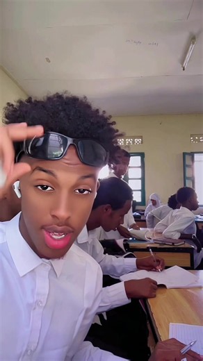 Sabti io school saakeynu kuLaneee - Somali short comedy