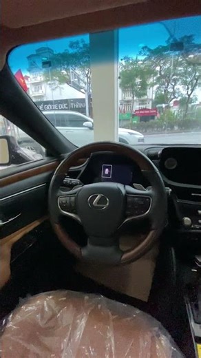 LEXUS ES250 – BIỂU TƯỢNG CỦA SỰ THÀNH ĐẠT.