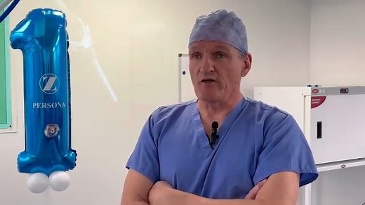 Glasgow Royal Infirmary made history last week as Mark Blyth became the first surgeon in the UK and Ireland to use the new Persona Revision knee system. Having been used in Europe only a handful of times, Mark and the team became the first to use the kit here after months of training and becoming familiar with the instrumentation and implants. Find out more: https://www.nhsggc.scot/first-surgery-in-uk-and-ireland-using-new-kit-conducted-at-glasgow-royal-infirmary/ | NHS Greater Glasgow and Clyde
