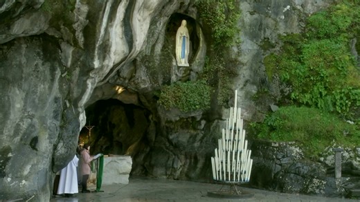 Rosary from Lourdes - January 25, 2026 The Rosary from the Grotto of Lourdes, at 3.00pm daily Submit your prayer intention https://www.lourdes-france.org/en/intention-priere/?p=Y Ask for a candle to be lit https://www.lourdes-france.org/en/cierge-en-ligne/?p=Y TV Lourdes - All the official broadcasts and reports from the Sanctuary of Our Lady of Lourdes (France) produced for the https://www.lourdes-france.com/en/ website and broadcast on TV Lourdes. Sign up to the Letter of the Friends of Lourde