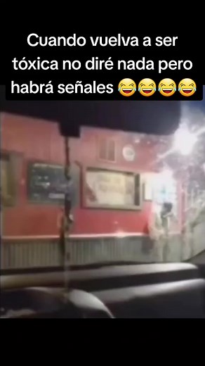 2.4K views · 49K reactions | Esas señales me gustan 來 #reelsfbシ #reelsfb #facebookreel #humor #allisonyangelino | Victoria Mesias | Facebook