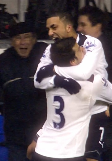Aaron Lennon Scores Late Winner Against Liverpool