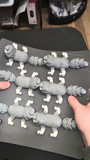 3D Printed Wolves #3dprint #3dprinting #wolf