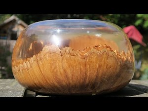 Woodturning a Supernatural Edge Burl Bowl - Mallee and Resin Hybrid