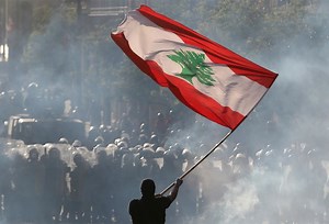 ''واهم... اذا غرق المركب سيغرق الجميع''!