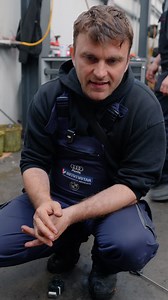 42K views · 2K reactions | Ce ascunde un set de distribuție? 樂 Curea, role, pompă de apă și multe altele – fiecare piesă contează! ⚙️✅ #MotorÎnSiguranță #MecanicaAuto #Distribuție #timingbelt #audi #cars #autotusyan #allroad #servicecare #serviceauto #automobile #auto #mechanic | Autotusyan | Facebook