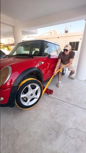 How to Start a Car with a Dead Battery Without Jump Cables!