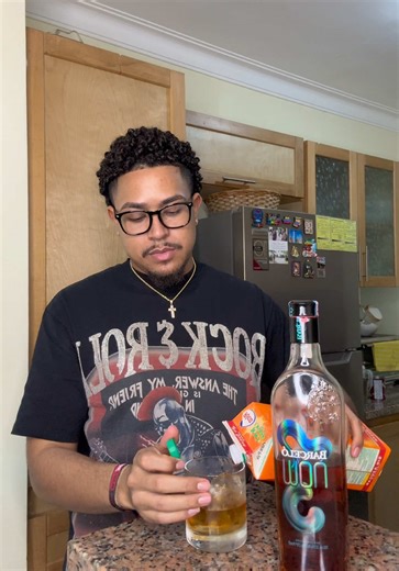 Cocina conmigo! Siempre con mi Barceló now 🤩😂🥃 #foryou #parati #fypシ #barcelo #ViveTúAhora